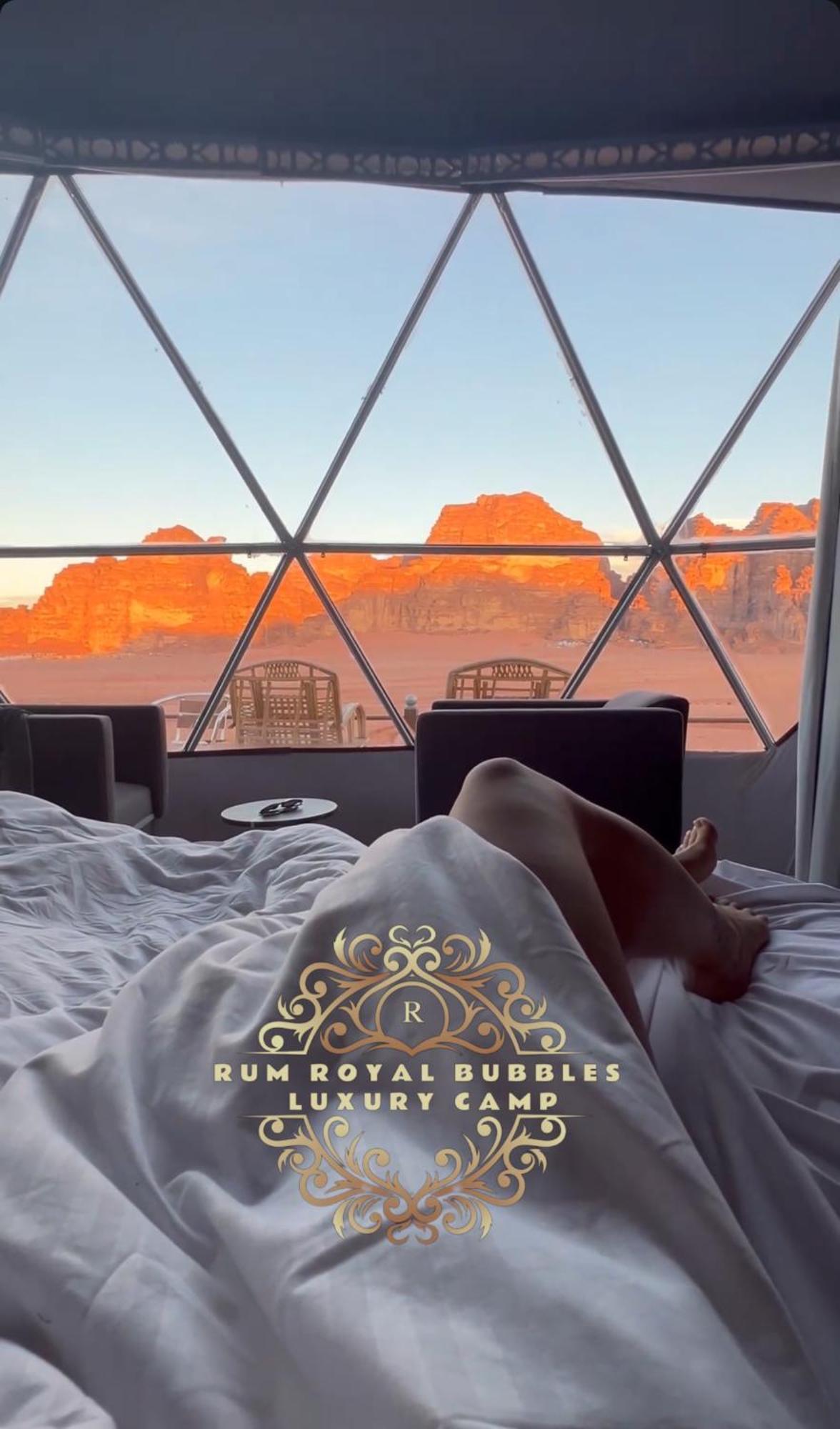 Rum Royal Bubbles Luxury Camp Lägenhet Wadi Rum Exteriör bild
