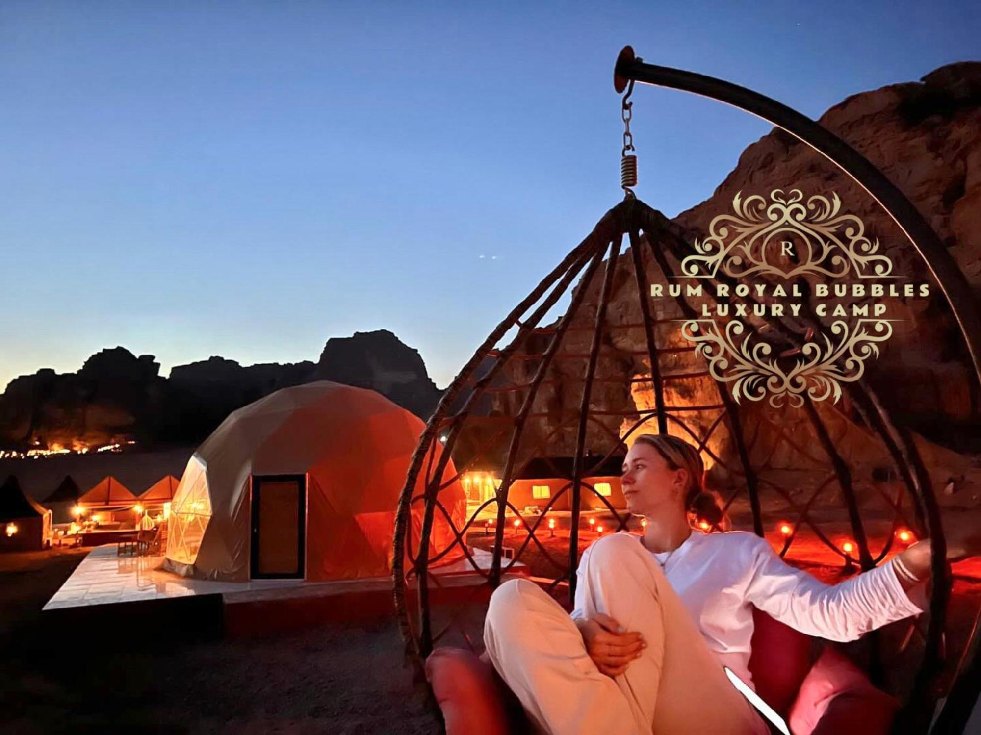 Rum Royal Bubbles Luxury Camp Lägenhet Wadi Rum Exteriör bild