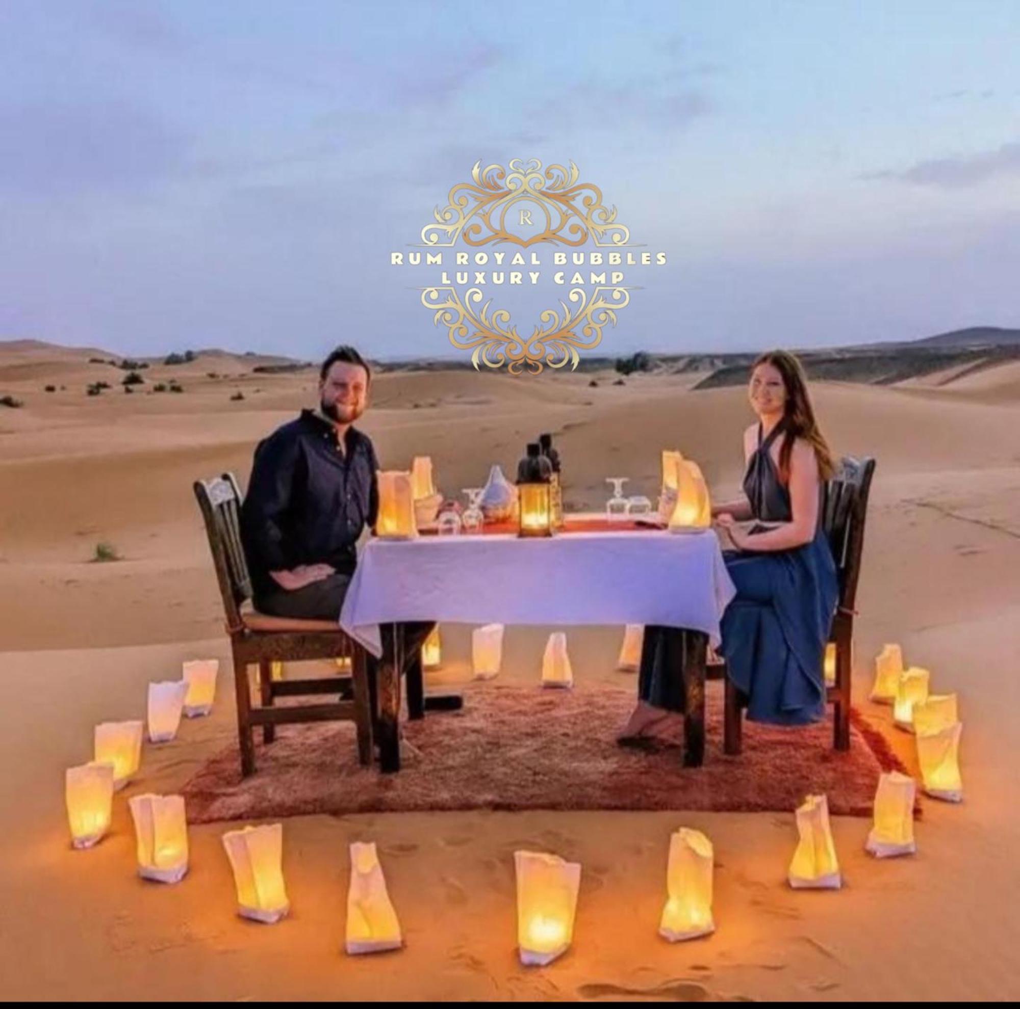 Rum Royal Bubbles Luxury Camp Lägenhet Wadi Rum Exteriör bild